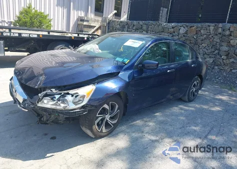 2017 Honda Accord Lx z USA, uszkodzony, nr VIN 1HGCR2F37HA066763